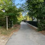 شقة Marvi's Gated Area *