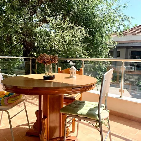 Marvi's Gated Area 公寓