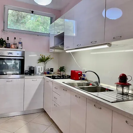 Appartamento Marvi's Gated Area